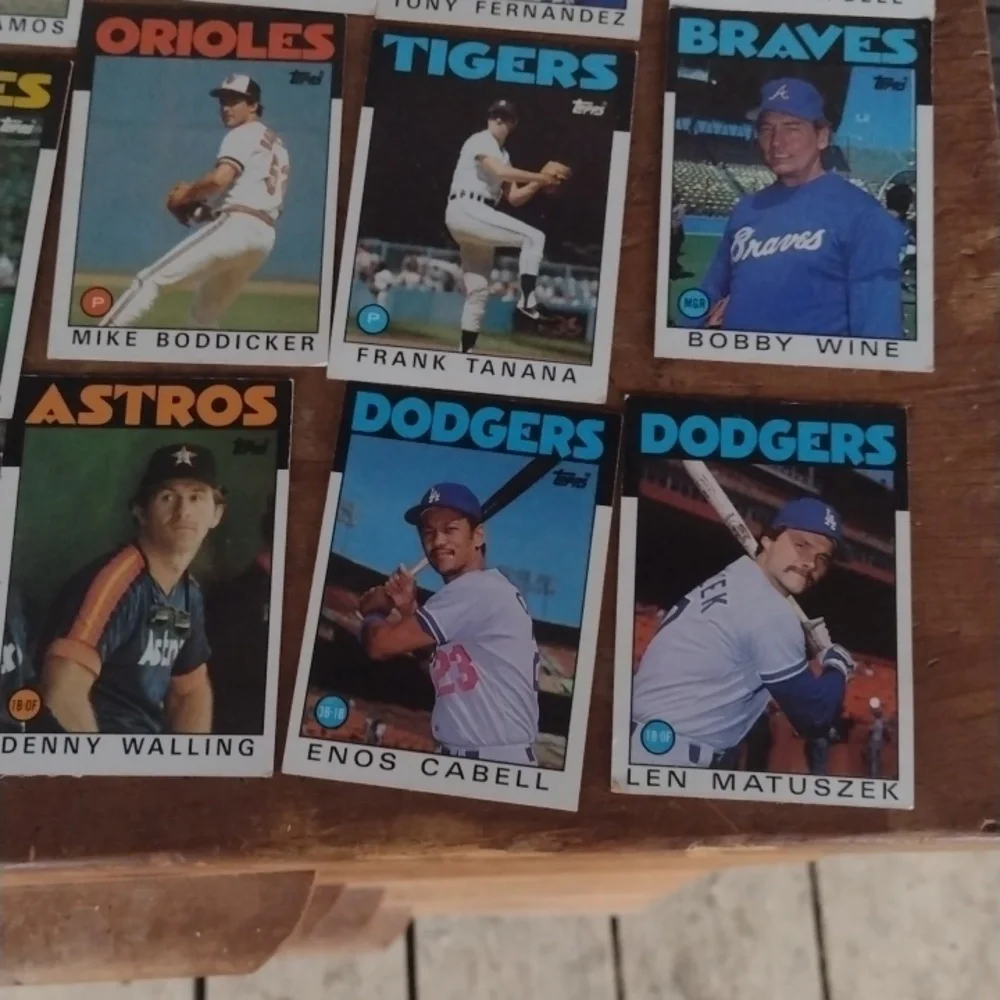 Vintage1986 Baseball Trading Cards Collection(42) - Picture 5 of 8